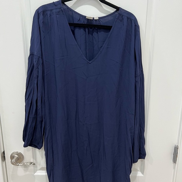 GAP Dresses & Skirts - The cutest Gap loose dress in a size L.